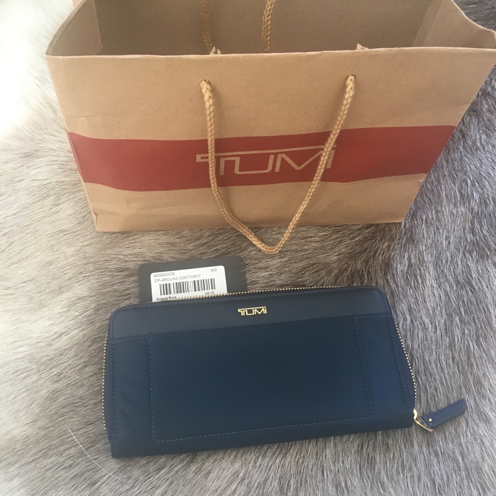 New TUMI Voyageur Zip Around in Ocean Blue